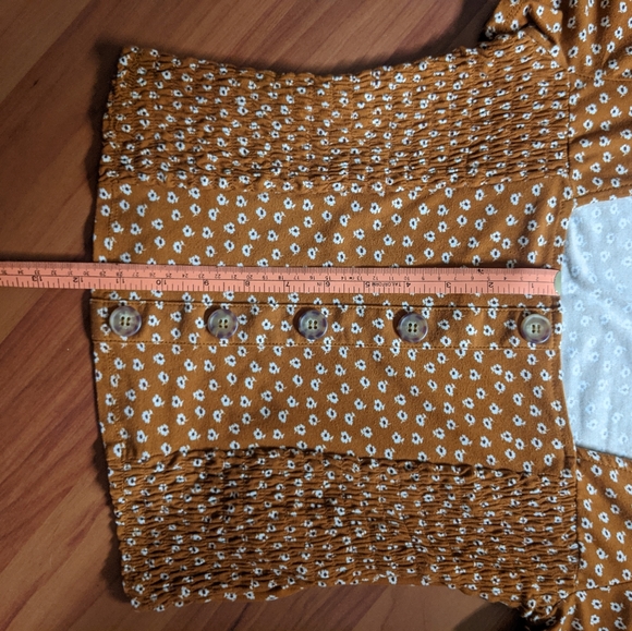 Rust Orange Floral Top with Buttons - Picture 5 of 6